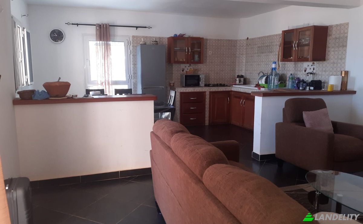Townhouse for Sale Ouoran, Mbour, Thies Region, Senegal. Photo 2