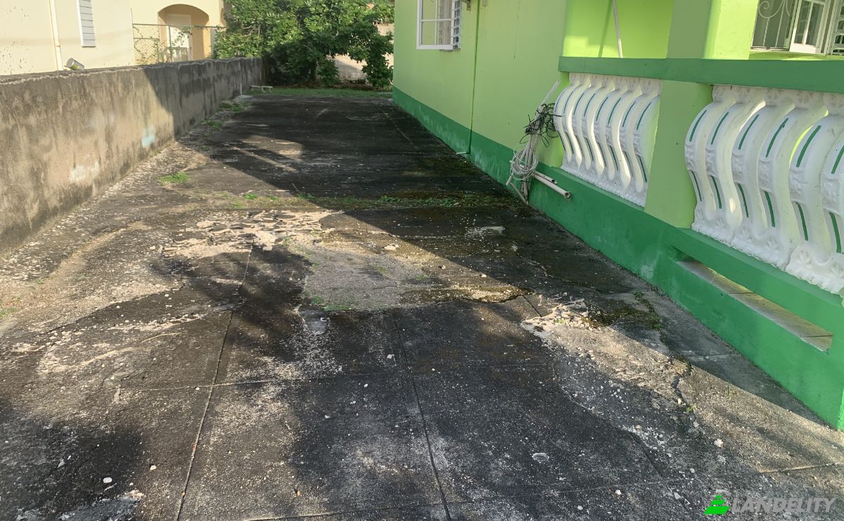 Bungalow for Sale bogue village, 961 Fisher Cres, Montego Bay, St James Parish, Jamaica. Photo 16