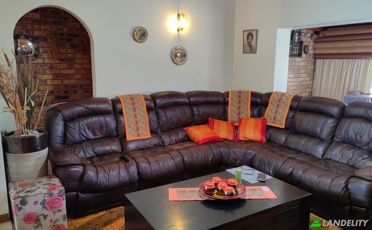 Dom jednorodzinny na sprzedaż 60 Lategan Dr, Rowallan Park, Gqeberha, Nelson Mandela Bay Metropolitan Municipality, Eastern Cape, South Africa, 6025. Zdjęcie 2