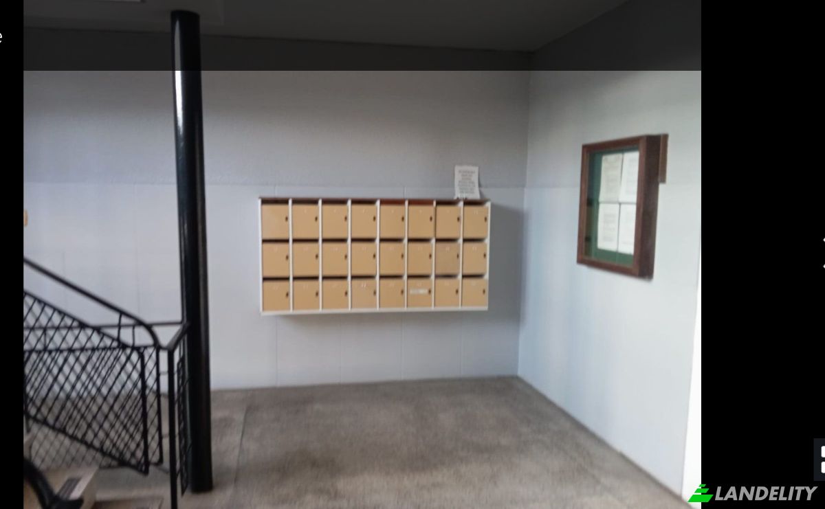 Apartment for Sale 35 Humewood Rd, Humewood, Gqeberha, Nelson Mandela Bay Metropolitan Municipality, Eastern Cape, South Africa, 6013. Photo 5