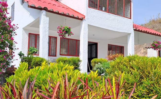 Villa for Sale - Ibague, Colombia