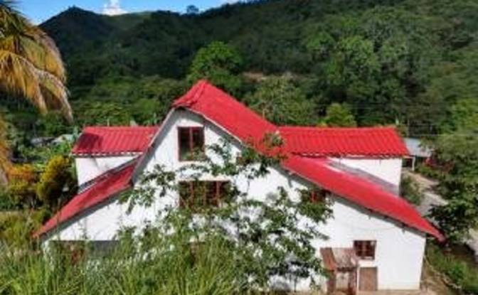 Villa for Sale Tamarindo Salado, Ibague, Tolima. Photo#2
