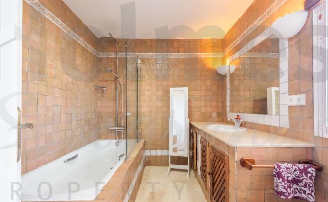 Villa for Sale C Breda, San Roque, Cadiz. Photo#11