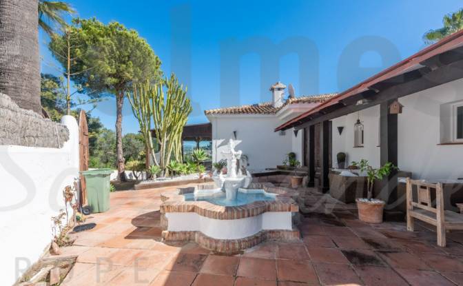 Villa for Sale C Breda, San Roque, Cadiz. Photo#2