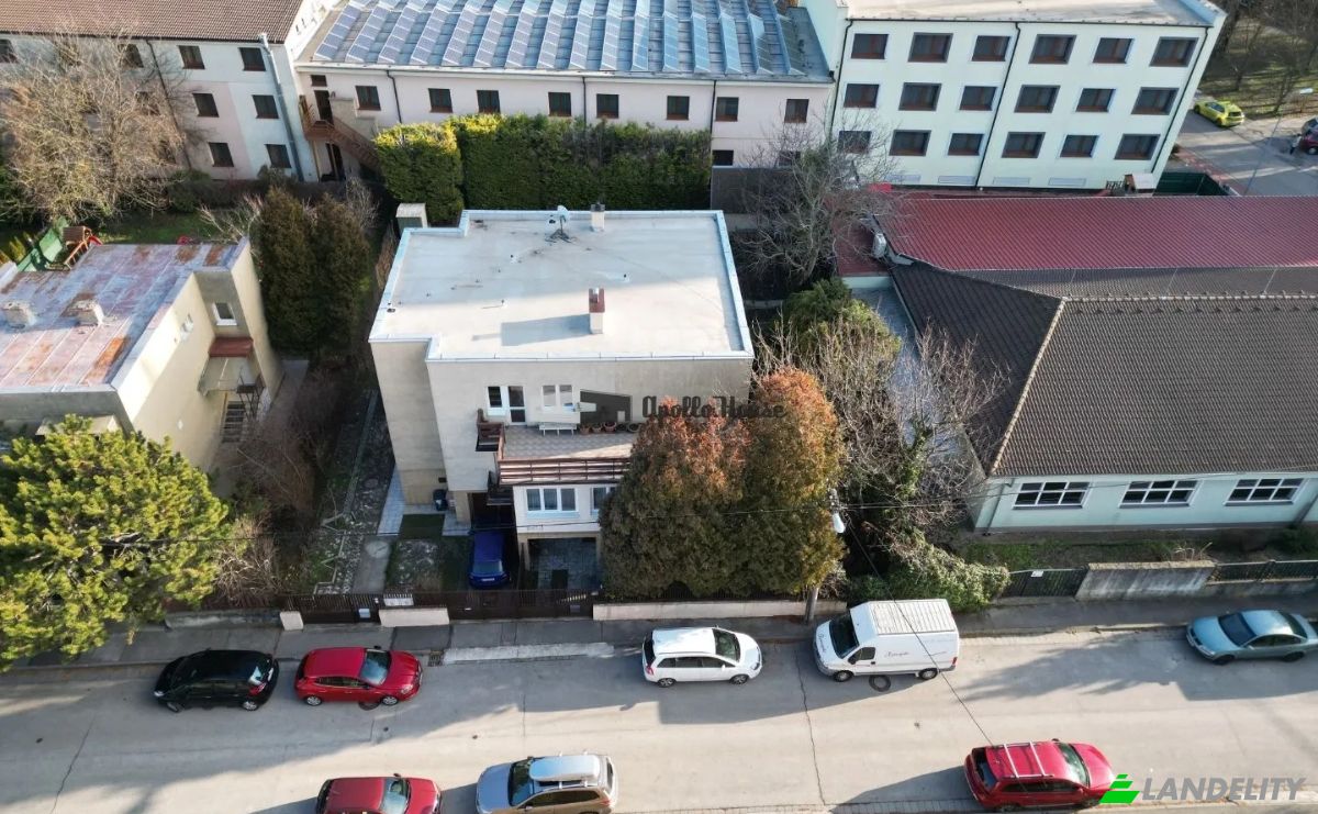 Maison unifamiliale à vendre Novobanska 2615 4, 851 01 Petrzalka, Bratislava, Bratislava V, Bratislava Region, Slovakia. Photo 1