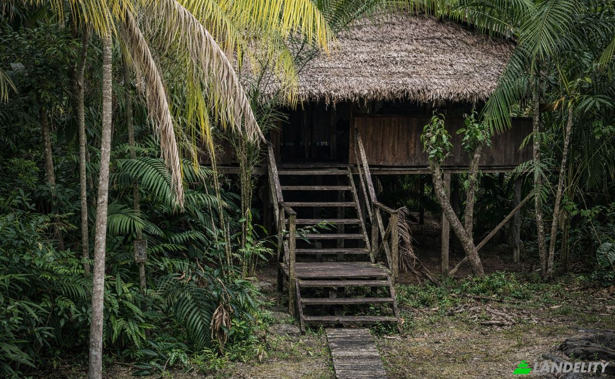 Hotel for Sale Atalaia do Norte, State of Amazonas, Brazil, 69650-000. Photo 6