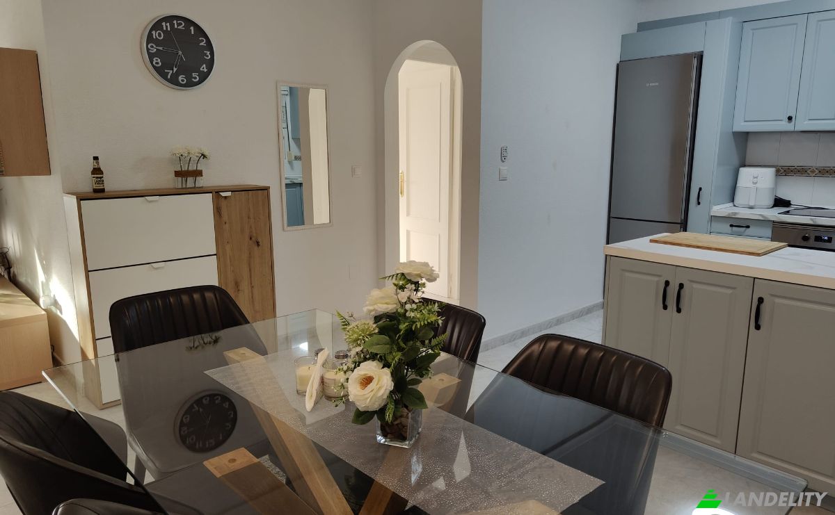 Apartment for Sale C Nicolas de Bussi, Orihuela, Torrevieja, Alicante, Valencian Community, Spain. Photo 4