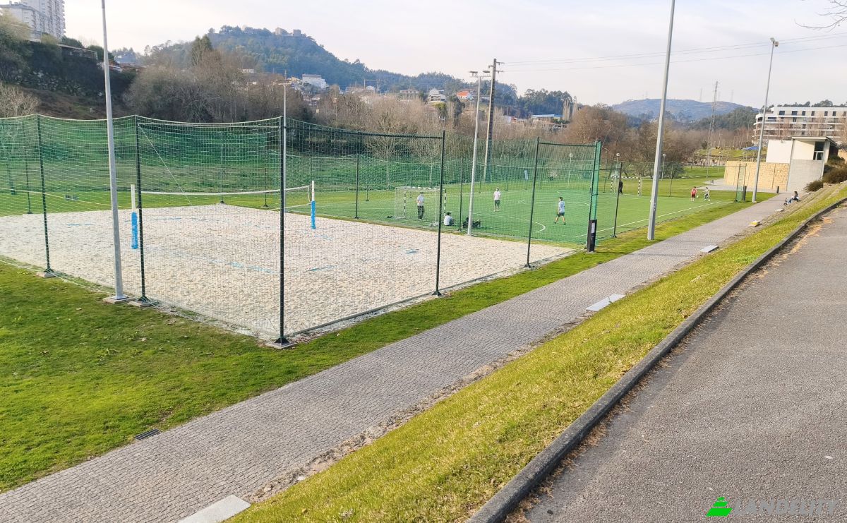 Apartment for Sale Rua das Alminhas 18, 4830, Casteloes, Povoa de Lanhoso, Braga, Portugal. Photo 12