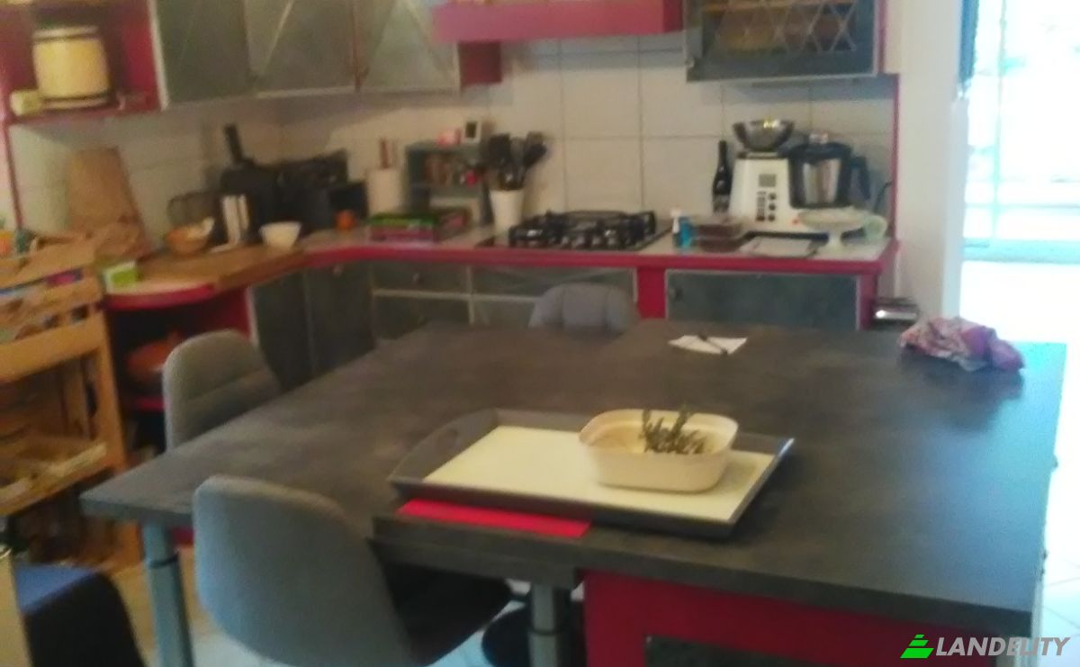 Townhouse for Sale 7 Av de la Montagne Noire, 11610 Pennautier, Pennautier, Aude, Occitanie, France. Photo 8