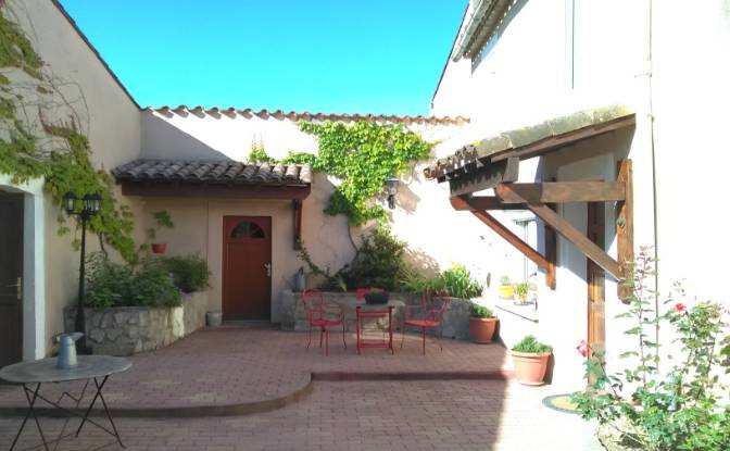 Townhouse for Sale 7 Av de la Montagne Noire. Photo#1 Townhouse for Sale 7 Av de la Montagne Noire. Photo#1