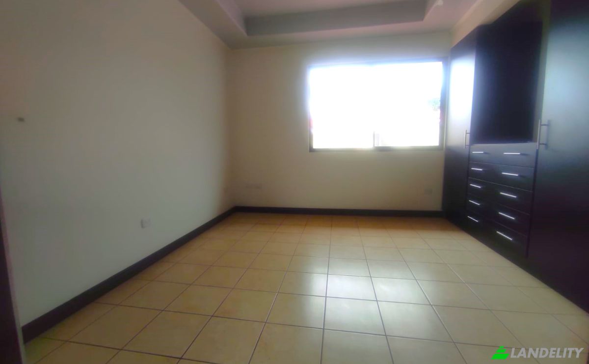 Single Family Home for Sale A vei 4, Provincia de Cartago, Curridabat, Residencial Monserrat, Concepcion, La Union, Cartago Province, Costa Rica. Photo 5