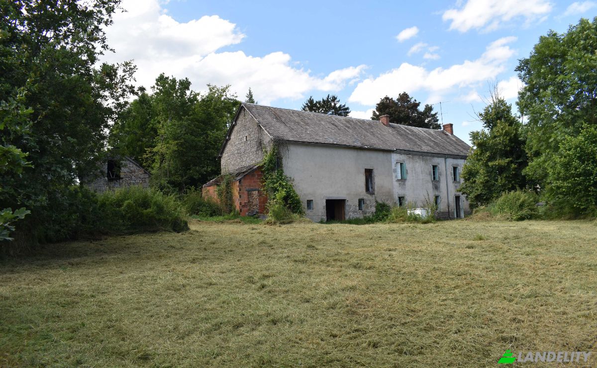 Single Family Home for Sale 16 Rte du Lac, 23420 Merinchal, Merinchal, Creuse, Nouvelle-Aquitaine, France. Photo 1
