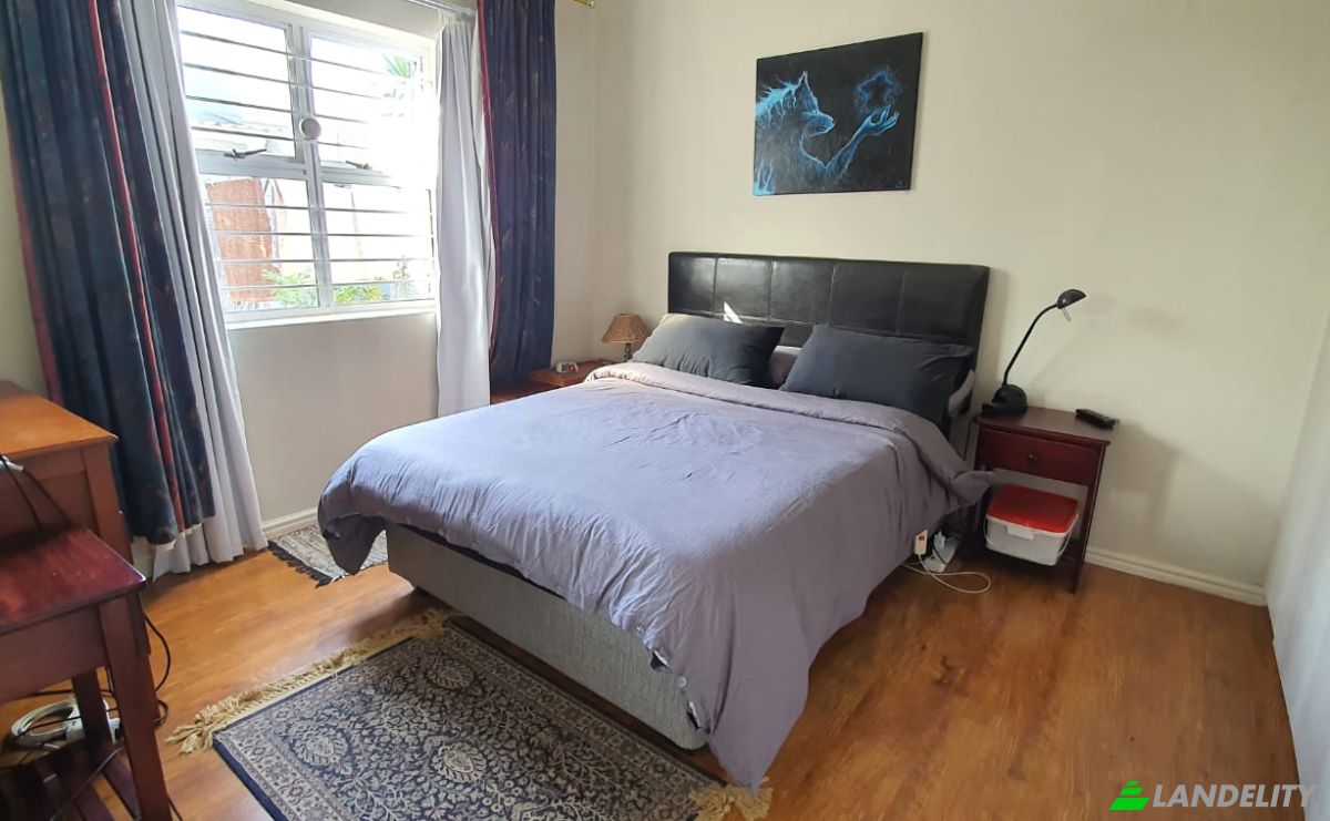 Single Family Home for Sale 10 Belgrave Rd, Bloubergstrand, Cape Town, City of Cape Town Metropolitan Municipality, Western Cape, South Africa, 7441. Photo 5