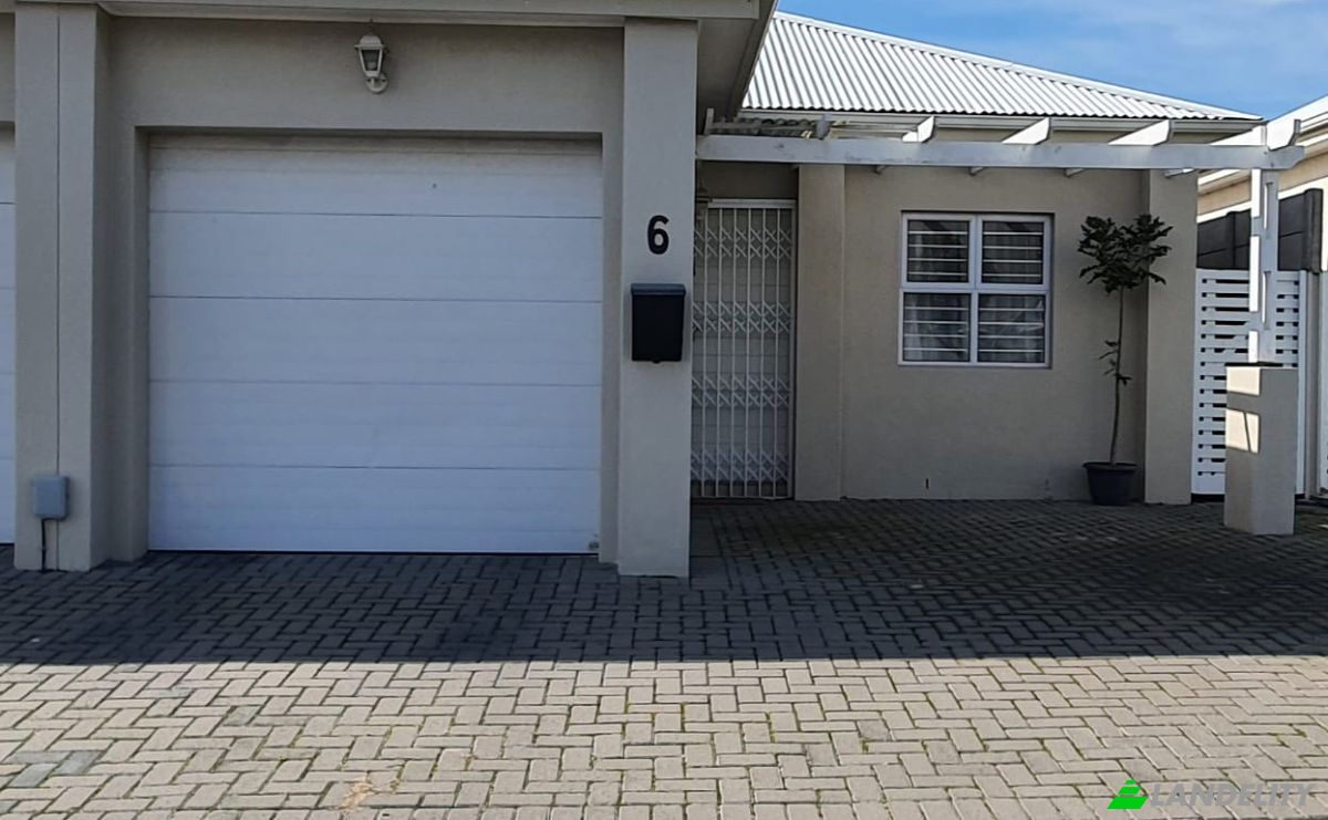 Single Family Home for Sale 10 Belgrave Rd, Bloubergstrand, Cape Town, City of Cape Town Metropolitan Municipality, Western Cape, South Africa, 7441. Photo 7