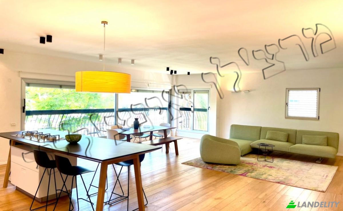 Apartment for Sale Geiger St 3, Tel Aviv-Yafo, Ezor Tel Aviv, Tel Aviv District, Israel. Photo 2