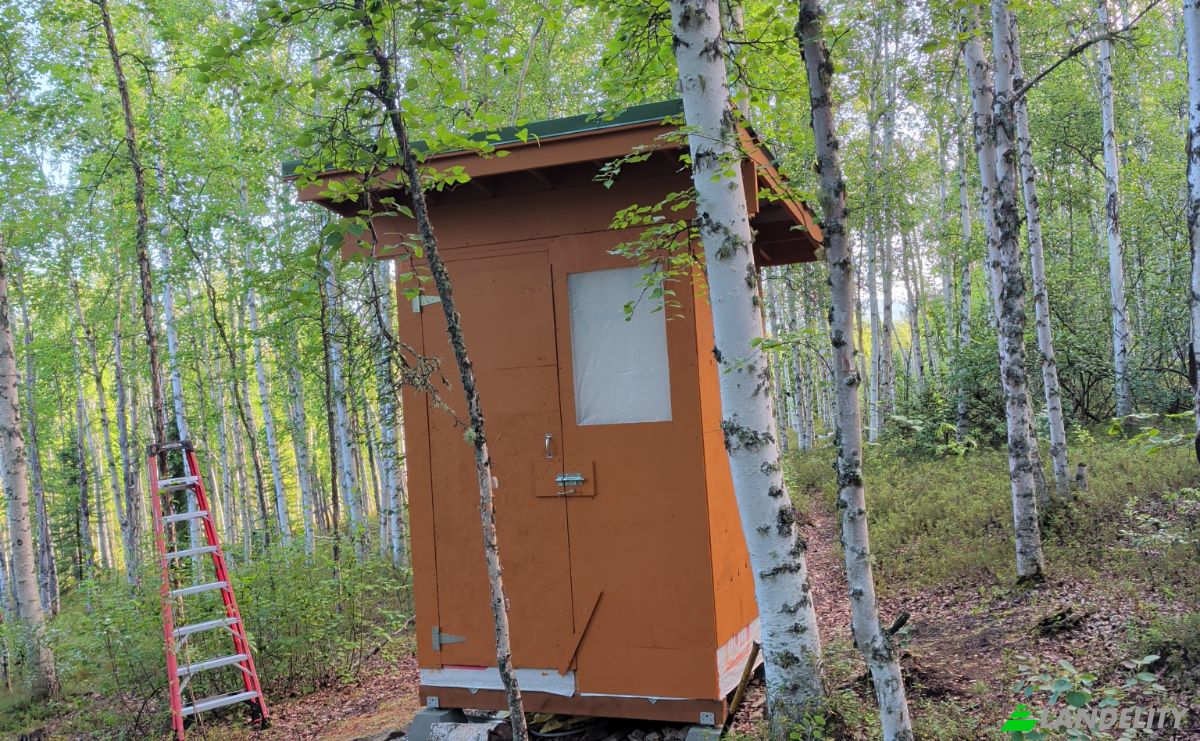 Cabin/Cottage for Sale 4645 Treasure St, Fairbanks, Fairbanks North Star Borough, Alaska, United States, AK 99712, USA. Photo 11