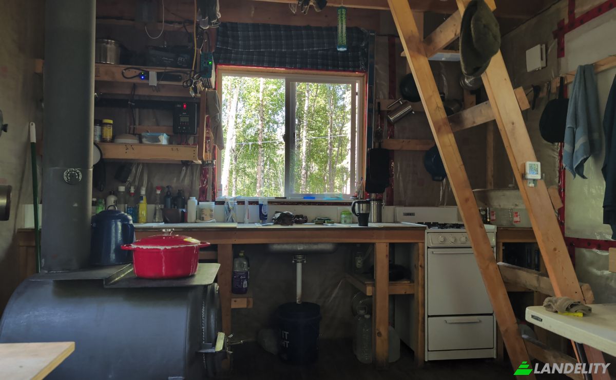 Cabin/Cottage for Sale 4645 Treasure St, Fairbanks, Fairbanks North Star Borough, Alaska, United States, AK 99712, USA. Photo 17