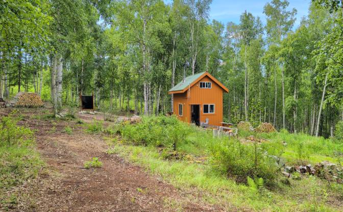 Cabin/Cottage for Sale 4645 Treasure St, Fairbanks. Photo#7 Cabin/Cottage for Sale 4645 Treasure St, Fairbanks. Photo#7