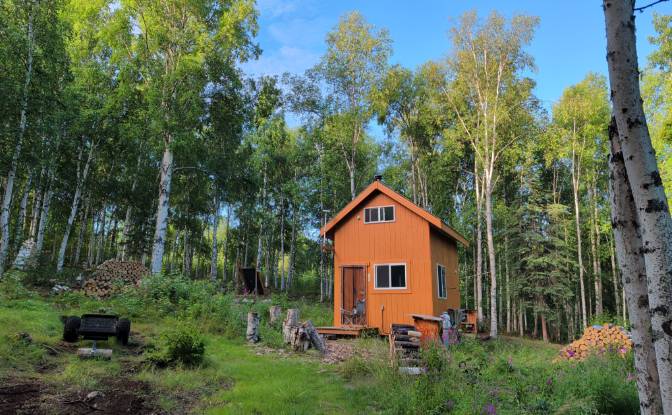 Cabin/Cottage for Sale 4645 Treasure St, Fairbanks. Photo#8 Cabin/Cottage for Sale 4645 Treasure St, Fairbanks. Photo#8