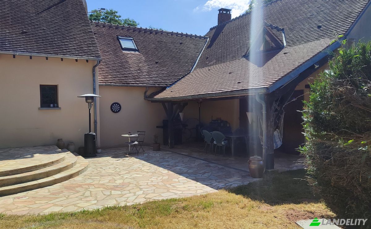Villa for Sale 520 La Maison Rouge, 89520 Treigny-Perreuse-Sainte-Colombe, Treigny-Perreuse-Sainte-Colombe, Yonne, Bourgogne-Franche-Comte, France. Photo 10
