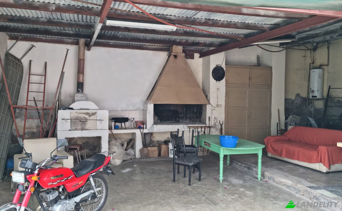 Casa de una sola familia en venta Ozamis 1433, M5515 Maipú, Maipú, Mendoza, Argentina. Foto 2