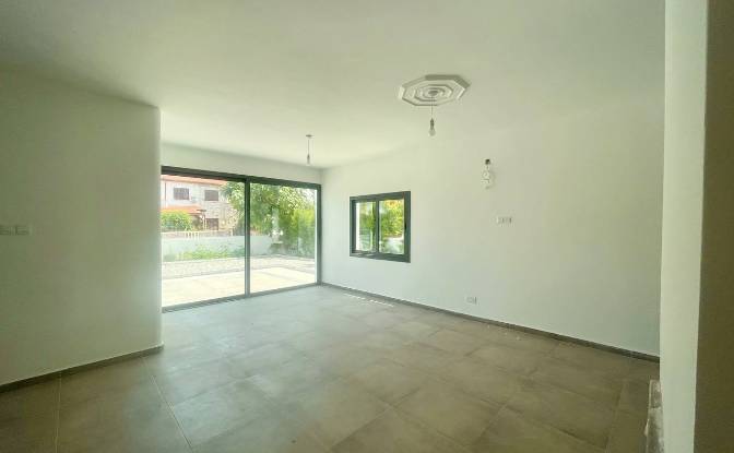 Villa for Sale Pazar Sokak, Esentepe 99400. Photo#3 Villa for Sale Pazar Sokak, Esentepe 99400. Photo#3