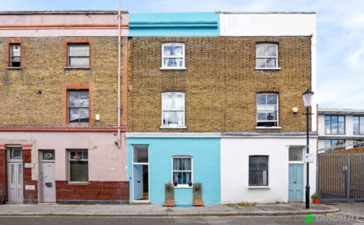 Single Family Home for Sale Latimer Pl, London, Greater London, England, United Kingdom. Photo 1