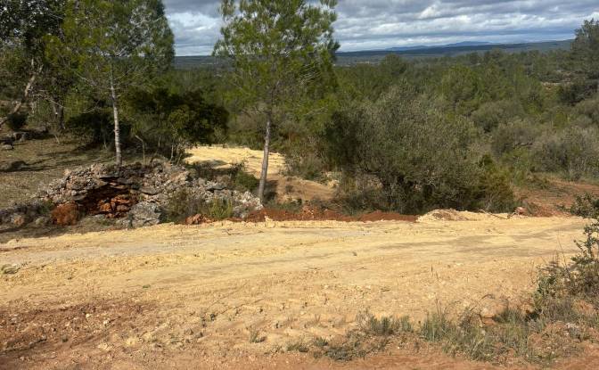 Land Lot for Sale Placa Poligono, Chella, Valencia. Photo#2 Land Lot for Sale Placa Poligono, Chella, Valencia. Photo#2