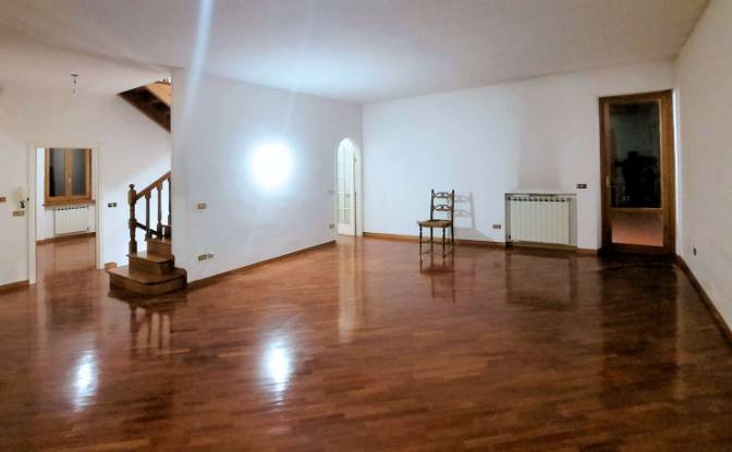 Villa for Sale Ponte Simonetta. Photo#11