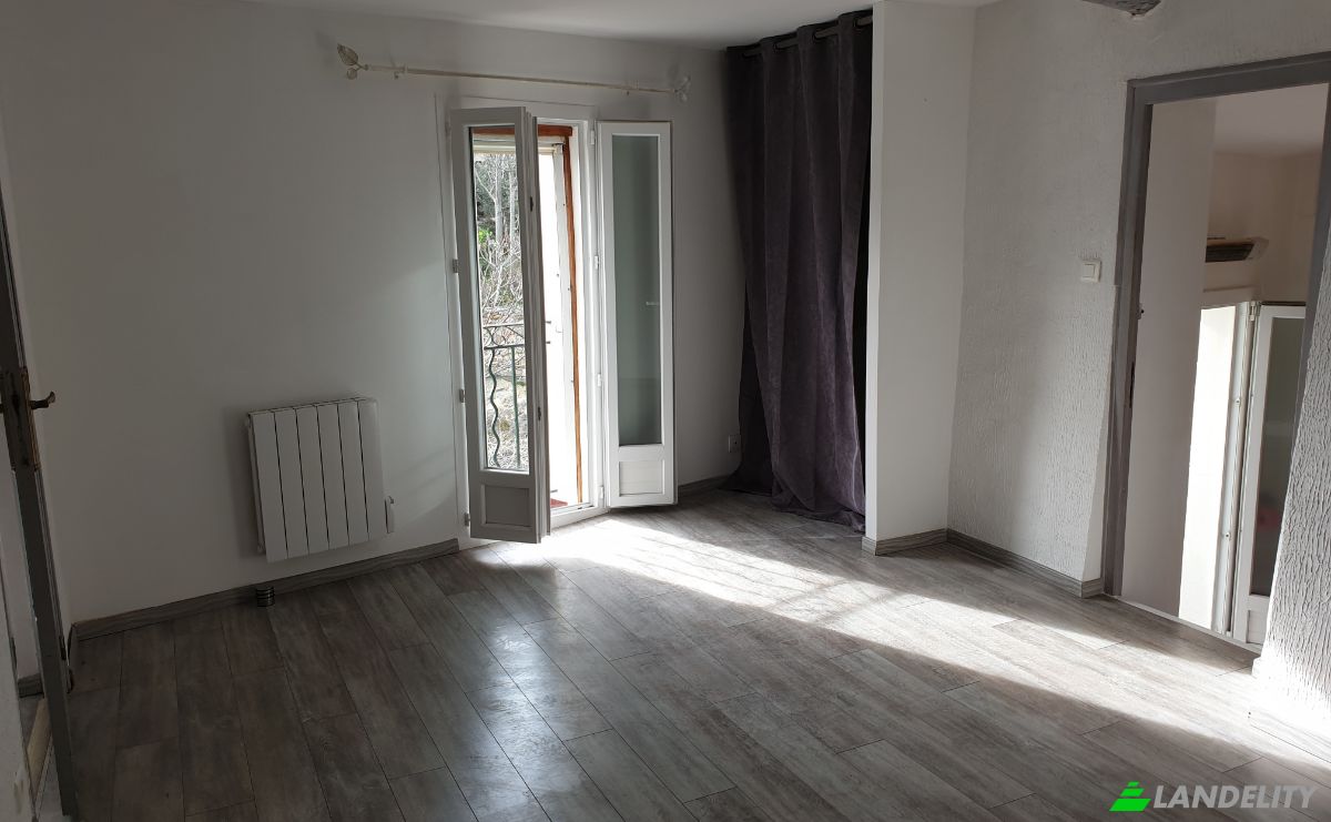 Maison unifamiliale à vendre 3 Chem des Trécasteaux, 13430 Eyguières, Eyguières, Bouches-du-Rhône, Provence-Alpes-Côte dAzur, France. Photo 4