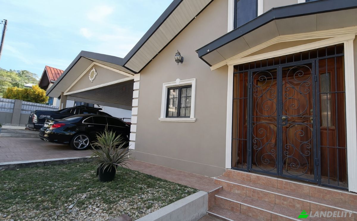 Casa unifamiliar à venda B10 St Benedict Gardents St Augustine, Tunapuna, Tunapuna Piarco Regional Corporation, Trinidad and Tobago. foto 13
