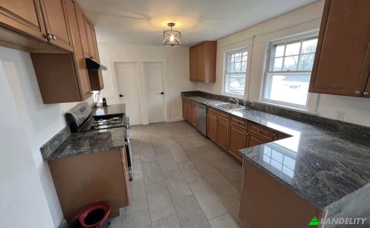 Maison unifamiliale à vendre 120 Haverford St, North Brunswick Township, Middlesex County, New Jersey, United States, NJ 08902, USA. Photo 5