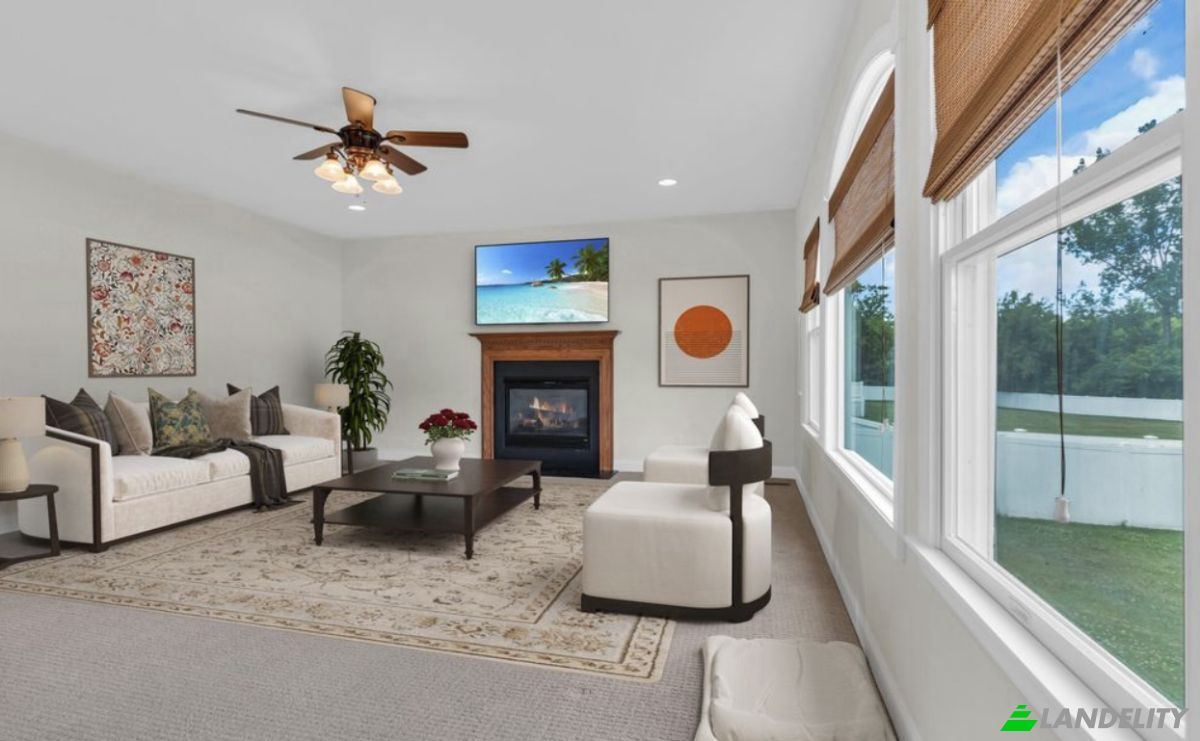 Single Family Home for Sale 2 Hoover St, Freehold, NJ 07728, USA, Freehold Township, Monmouth County, New Jersey, United States. Photo 6