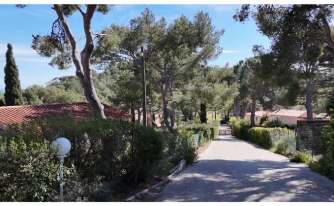 Villa for Sale 12 Imp des Amaryllis, 83400 Hyeres. Photo#4 Villa for Sale 12 Imp des Amaryllis, 83400 Hyeres. Photo#4