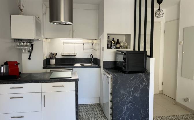 Apartment for Sale 60bis Bd du Val Claret. Photo#3 Apartment for Sale 60bis Bd du Val Claret. Photo#3