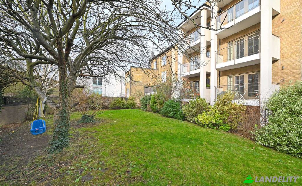 Apartment for Sale Alexandra Rd, London, Greater London, England, United Kingdom. Photo 11