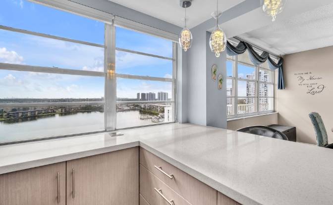 Condo for Sale Admirals Port, Aventura. Photo#10 Condo for Sale Admirals Port, Aventura. Photo#10