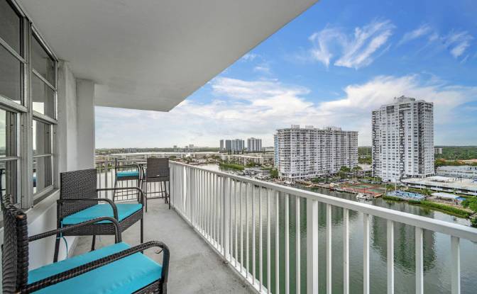 Condo for Sale Admirals Port, Aventura. Photo#21 Condo for Sale Admirals Port, Aventura. Photo#21