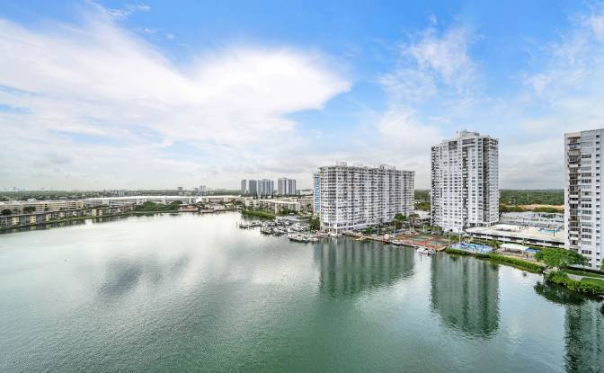Condo for Sale Admirals Port, Aventura. Photo#23 Condo for Sale Admirals Port, Aventura. Photo#23