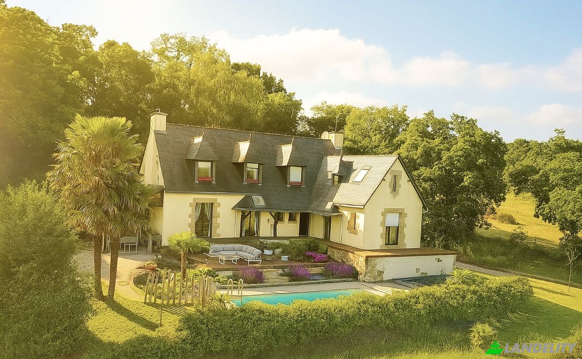 Villa for Sale 34 Ham De La Justice, 22940 Plaintel, Plaintel, Cotes-dArmor, Brittany, France. Photo 1