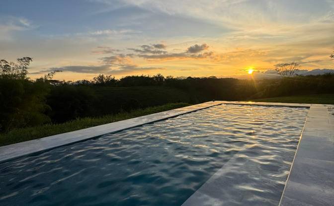Cabin/Cottage for Sale - Alcala, Colombia