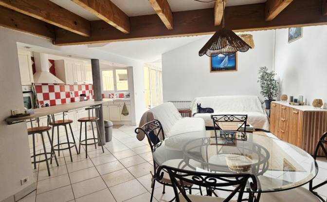 Apartment for Sale 10 Rue Tendel, 33120 Arcachon. Photo#2 Apartment for Sale 10 Rue Tendel, 33120 Arcachon. Photo#2