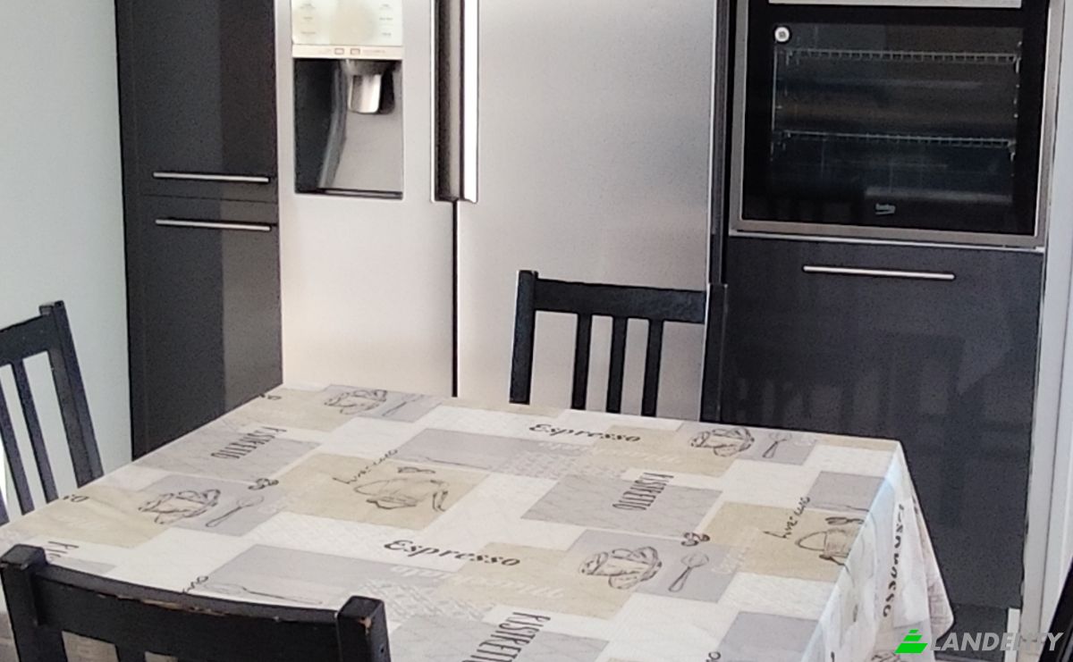 Villa for Sale 23 Rue des Antignans, 26110 Nyons, Nyons, Drome, Auvergne-Rhone-Alpes, France. Photo 8