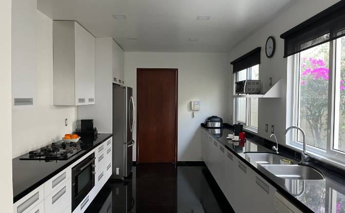 Single Family Home for Sale Fuente del Pescador 86. Photo#11 Single Family Home for Sale Fuente del Pescador 86. Photo#11
