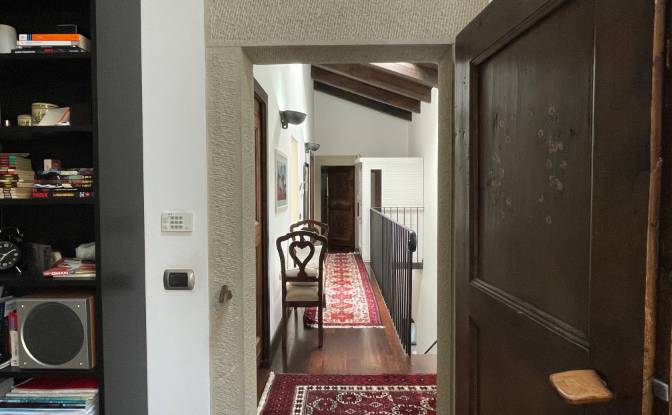 Single Family Home for Sale Via Orelia. Photo#10