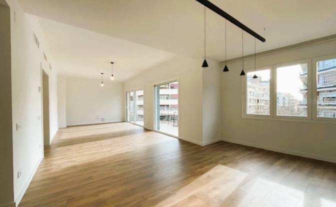 Apartment for Sale C de Roger de Lluria. Photo#2 Apartment for Sale C de Roger de Lluria. Photo#2