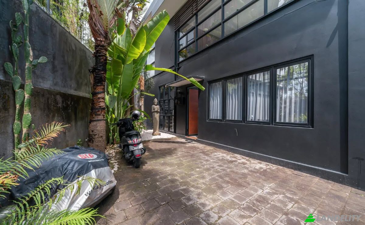 Villa for Sale Jl Jantuk Angsa No23, Pererenan, Kec Mengwi, Kabupaten Badung, Bali 80351, Mengwi, Badung Regency, Bali, Indonesia. Photo 3