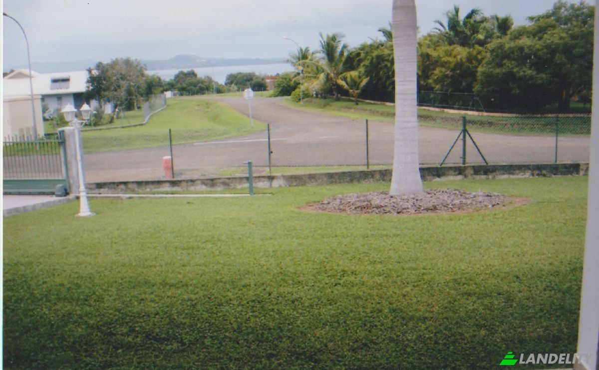 Villa for Sale Rue des Paletuviers, Bouloupari, Boulouparis, New Caledonia. Photo 4
