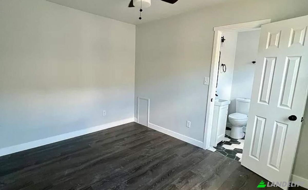 Apartment for Rent 1005 E 20th St, Cheyenne, Laramie County, Wyoming, United States, WY 82001, USA. Photo 8