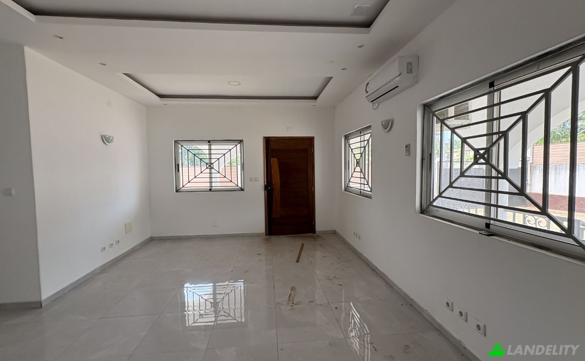 Duplex zu verkaufen Garcia Rd, Riboque, Agua Grande, Sao Tome and Principe. Foto 8